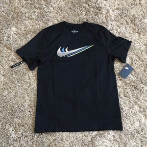 Nike Men’s Short Sleeve Tee-NEW